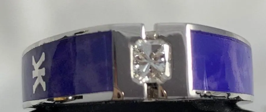 Korloff Yasmine Diamond Ring 
9151DTKL02WG 
White gold, exclusive Korloff-cut diamond, lacquer
Marbely Violet Blue Lacquer
METAL: White gold 750/1000