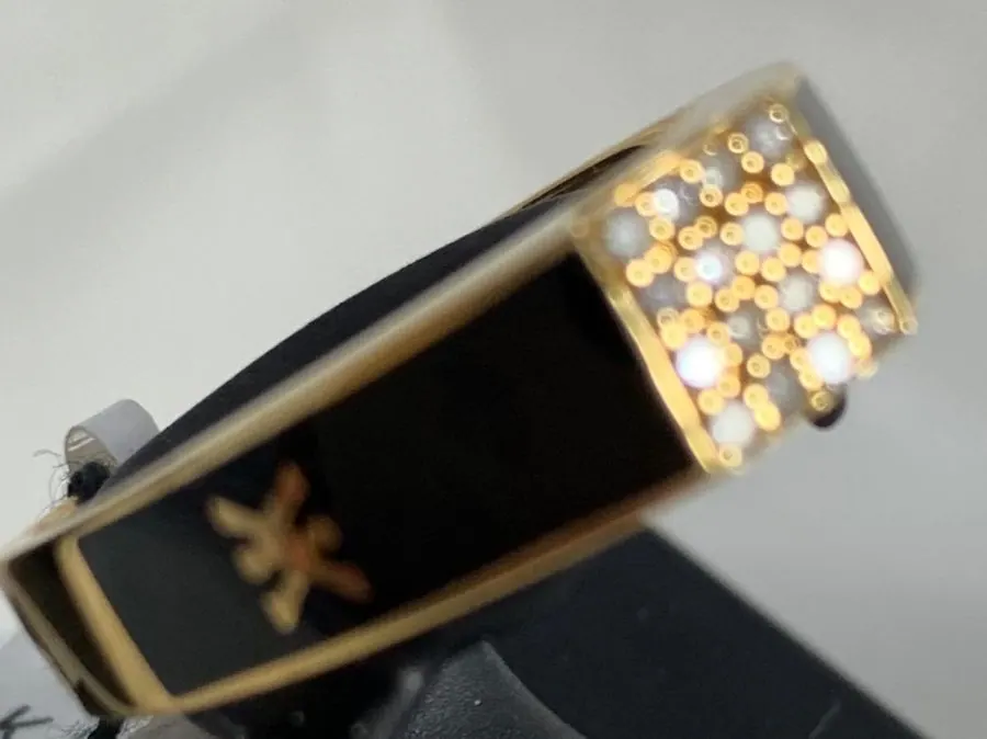 Korloff Yasmine Diamond Ring 
9163DLNOJ
Pink gold, exclusive Korloff-cut diamond, lacquer
Black Lacquer
METAL: White gold 750/1000 view 3