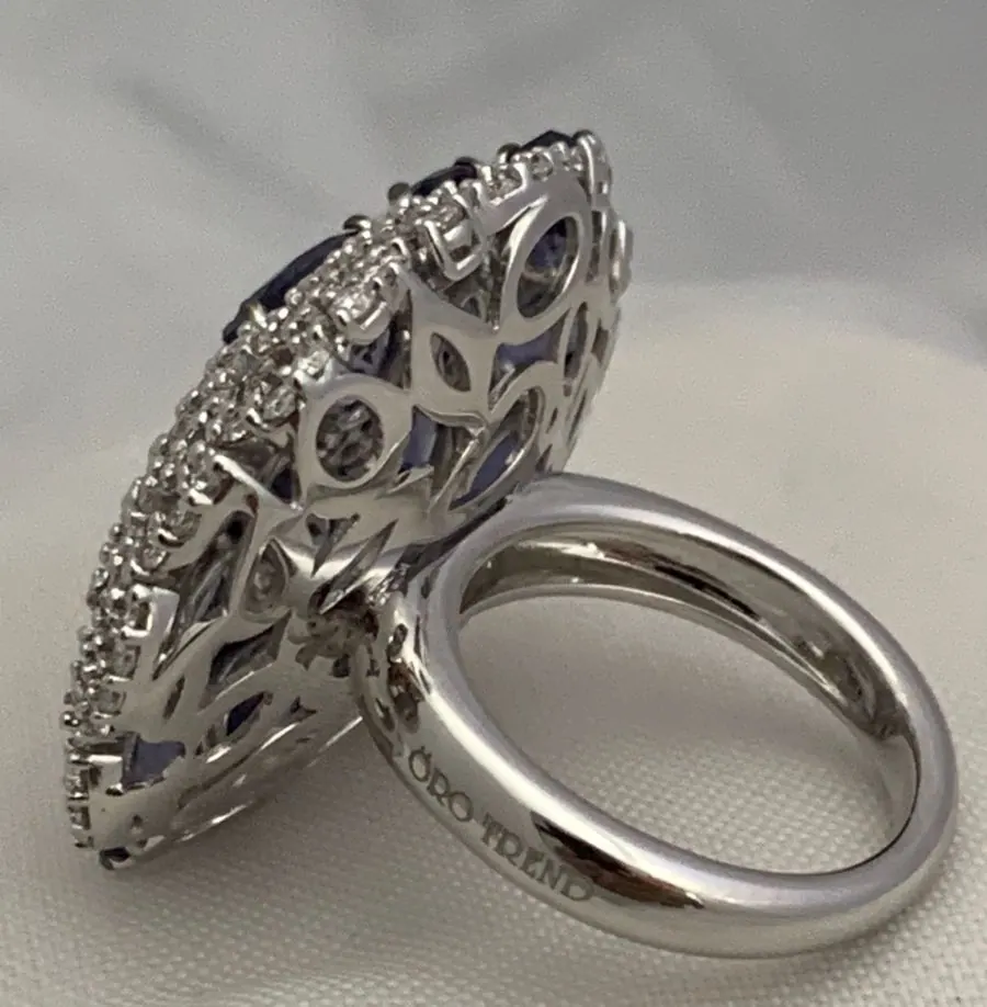 Öro Trend 18k. White Gold Diamond & Iolite Ring view 2