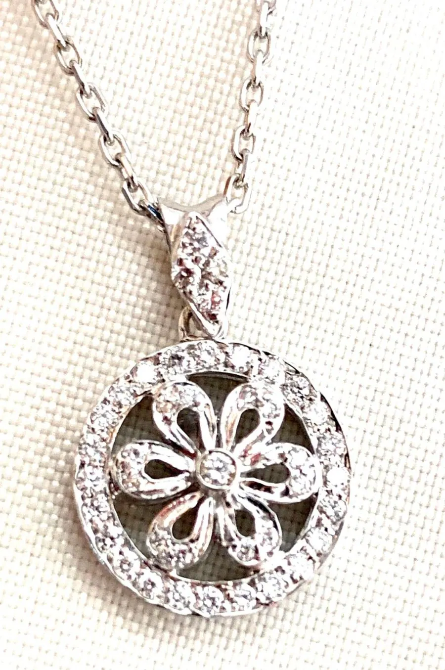 18K White Gold Diamond Pendant