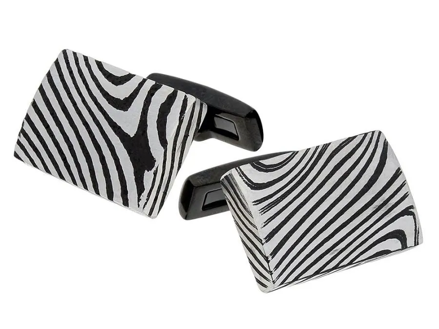 Cufflinks with Damascus pattern