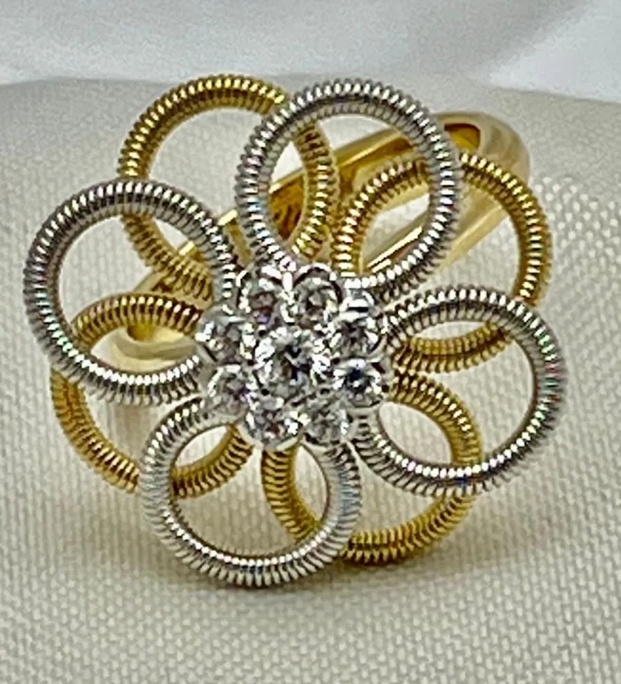 18k White & Yellow Gold Oro Trend Italian Diamond Ring.