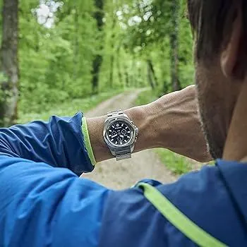 Victorinoc I.N.O.X 43mm Blue Dial Chrono Bracelet view 2