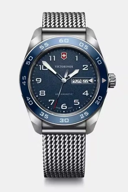 Victorinox Swiss Army Quartz 42mm Blue Bezel and Dial