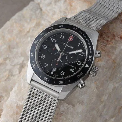 VIC SWISS ARMY CHRONOGRAP  42MM BLK. DIAL & BEZEL Brc. view 2