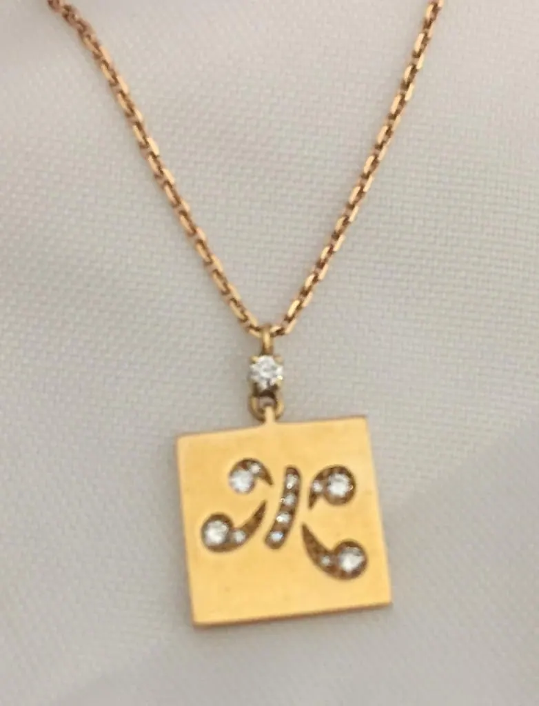 Korloff Kelly Diamond Pendant 
KO3283 view 2